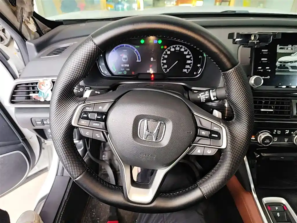 Honda Inspire 2022 — фото 11