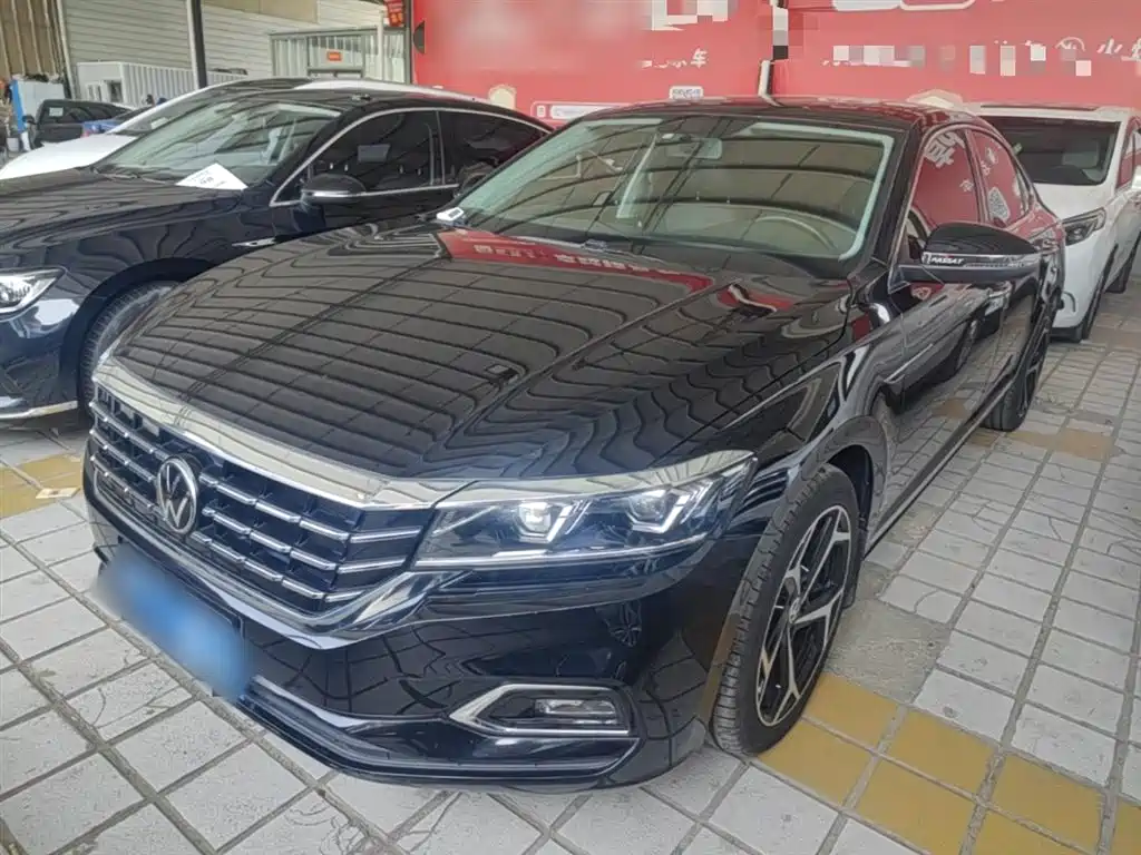 Volkswagen Passat 2023