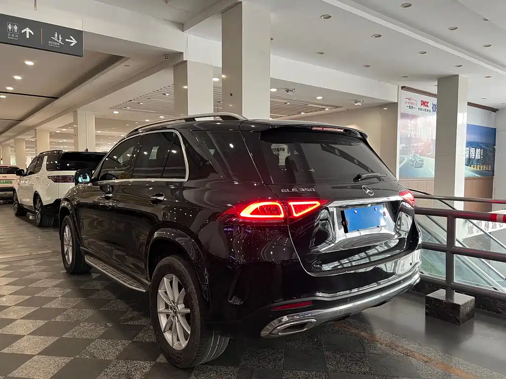 Mercedes-Benz GLE 2021 — фото 4