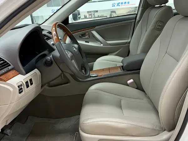 Toyota Camry 2011