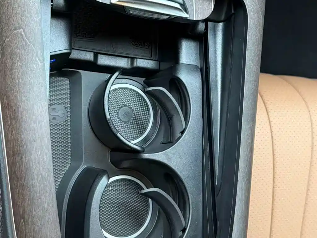 Mercedes-Benz E-Class 2026 — фото 14