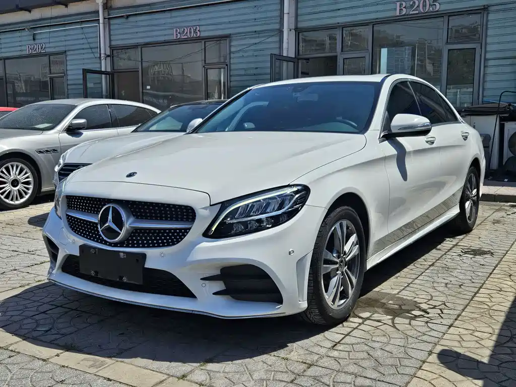 Mercedes-Benz C-Class 2019 — фото 1