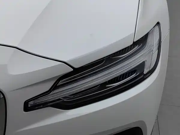 Volvo S60 2024