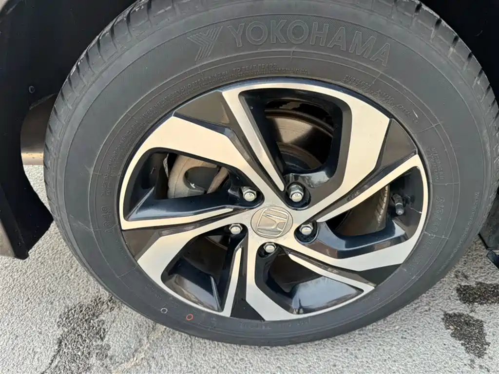 Honda Accord 2018 — фото 11