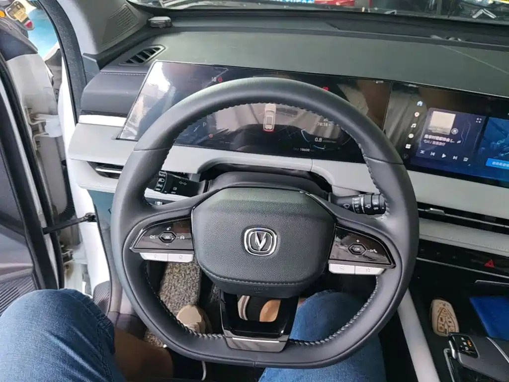 Changan CS75PLUS 2024 — фото 11