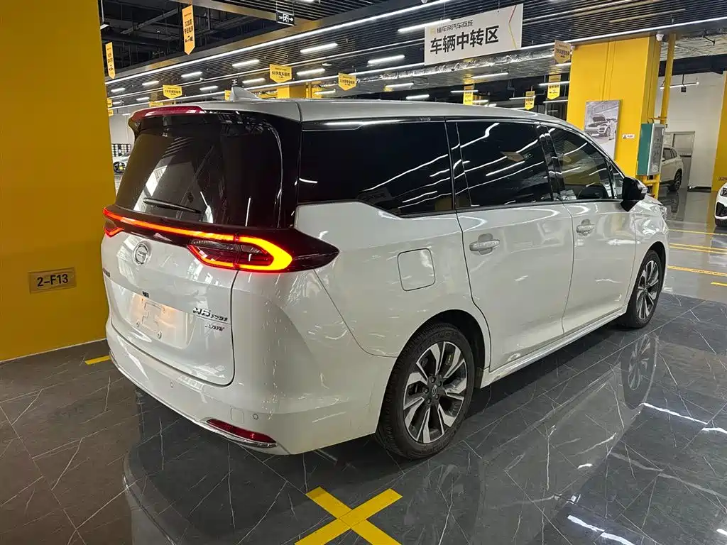 GAC Motor Trumpchi M6 2023 — фото 5