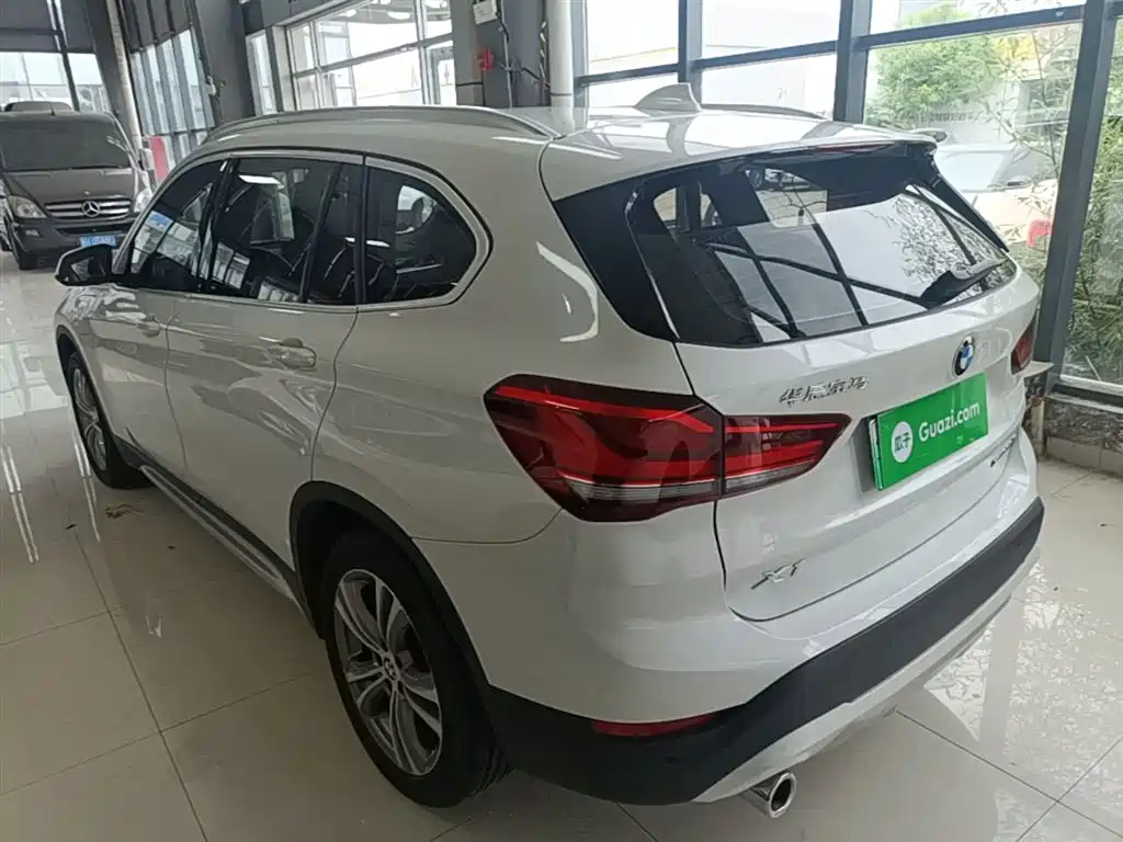 BMW X1 New Energy 2021 — фото 5