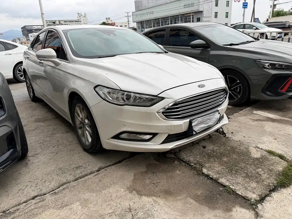 Ford Mondeo 2017 — фото 3