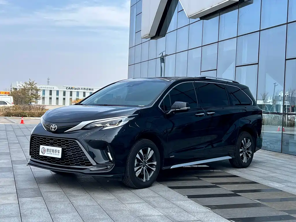Toyota Granvia 2024
