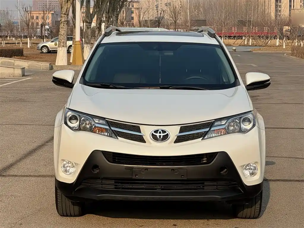 Toyota RAV4 2016 — фото 7