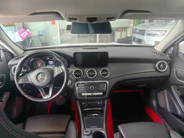 Mercedes-Benz GLA 2018