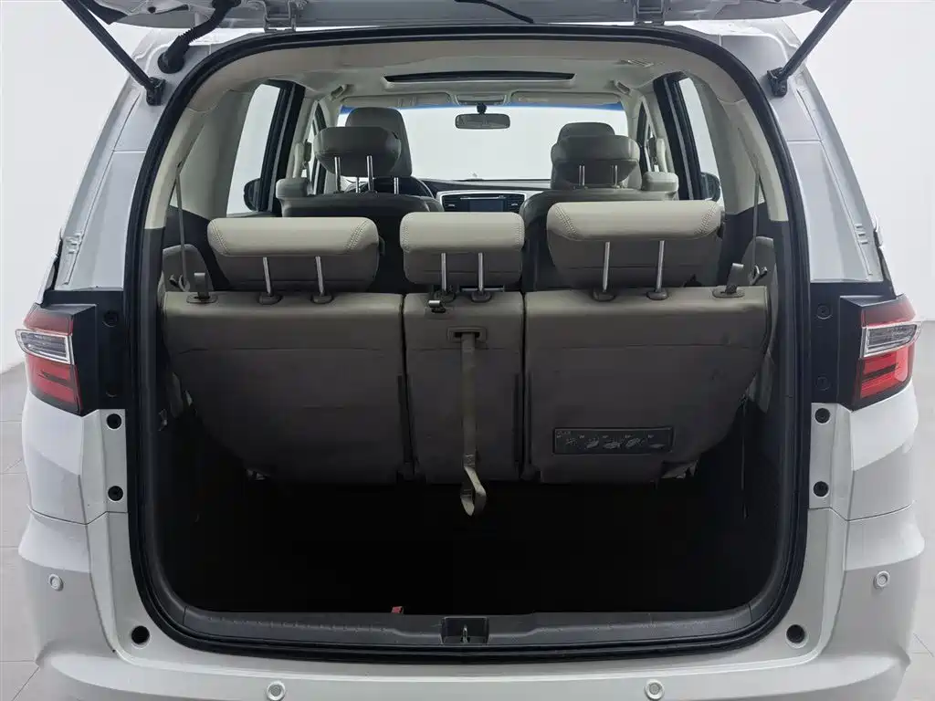 Honda Odyssey 2018 — фото 16