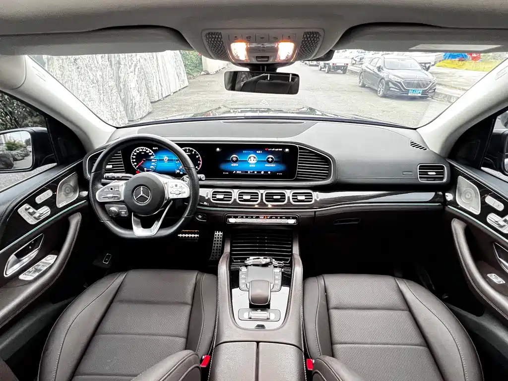 Mercedes-Benz GLS 2023 — фото 8