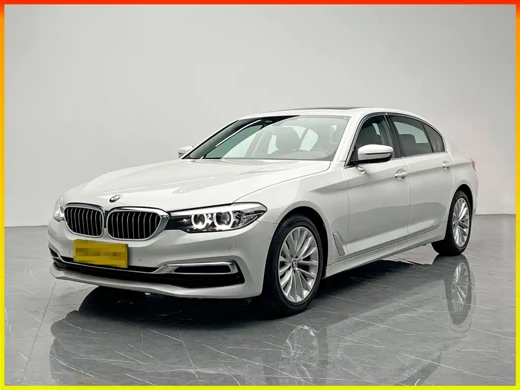 BMW 5 Series 2020 — фото 1