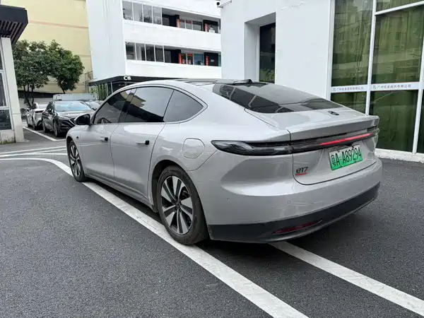 NIO ET7 2023