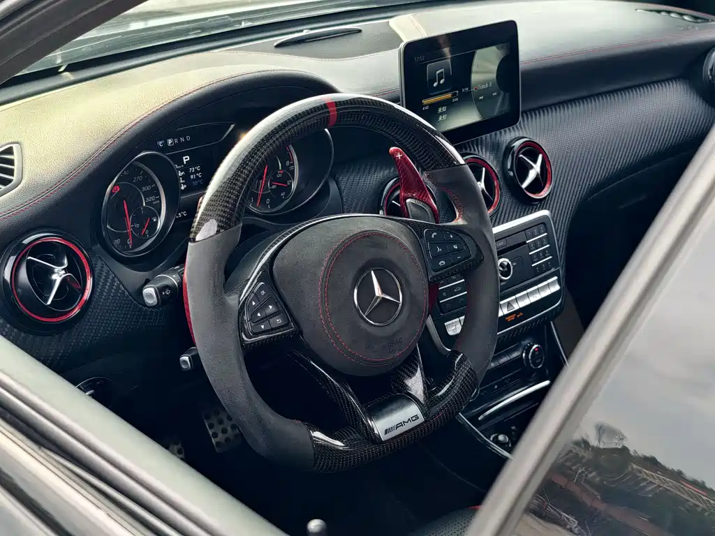 Mercedes-Benz A-Class AMG 2017 — фото 6