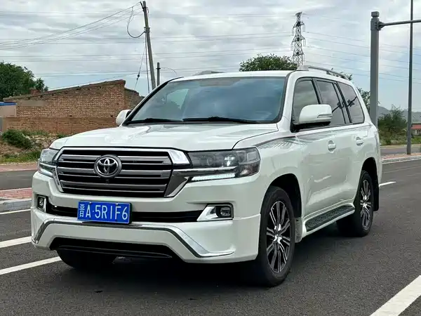 Toyota Land Cruiser 2015