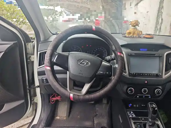 Hyundai ix25 2015