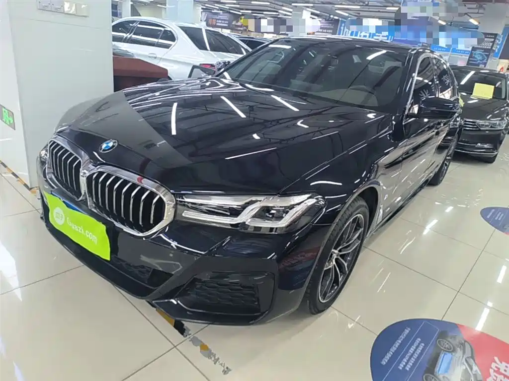 BMW 5 Series 2023 — фото 1