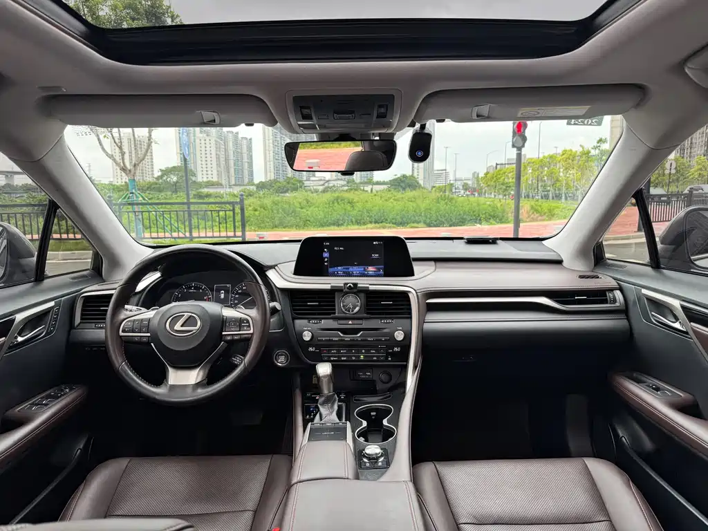 Lexus RX 2020 — фото 10