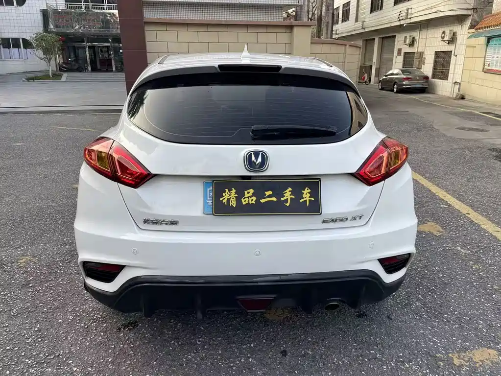 Changan Eado XT 2016 — фото 6