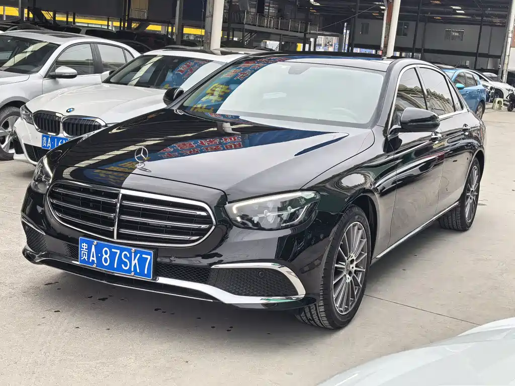 Mercedes-Benz E-Class 2022