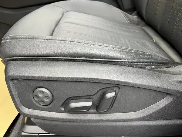 Audi Q5L 2021