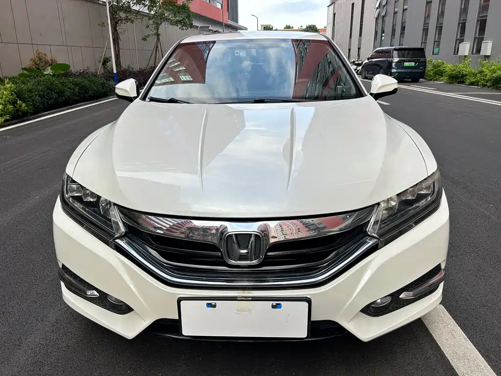 Honda Spirior 2016 — фото 4