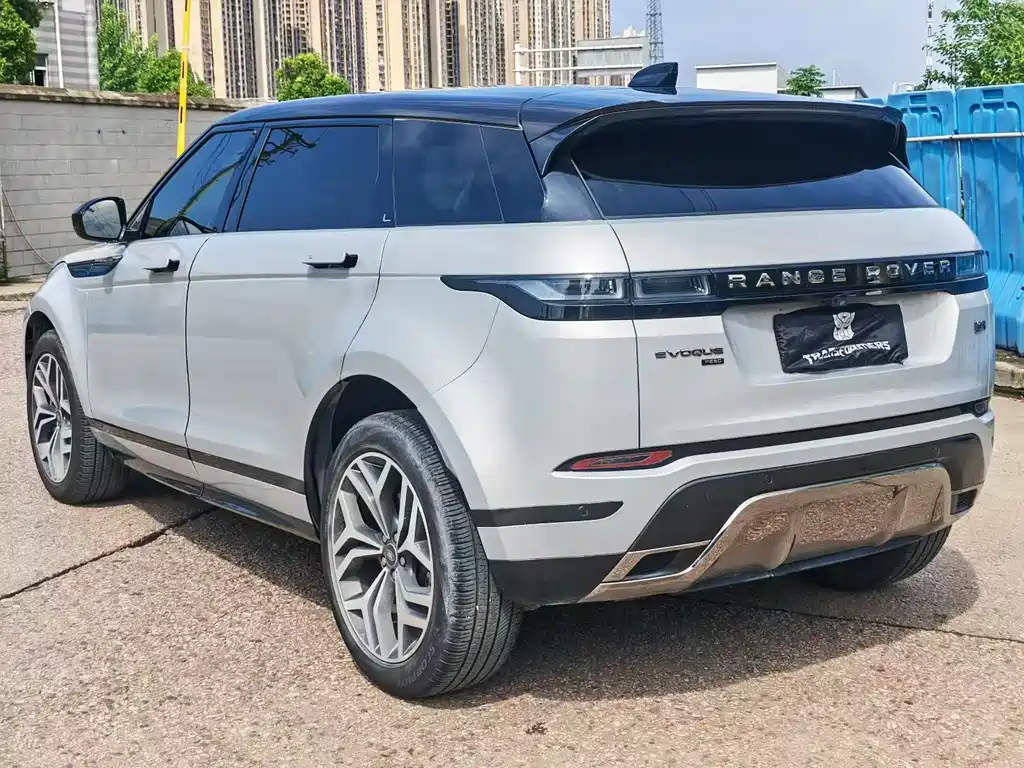 Land Rover Evoque 2022 — фото 7