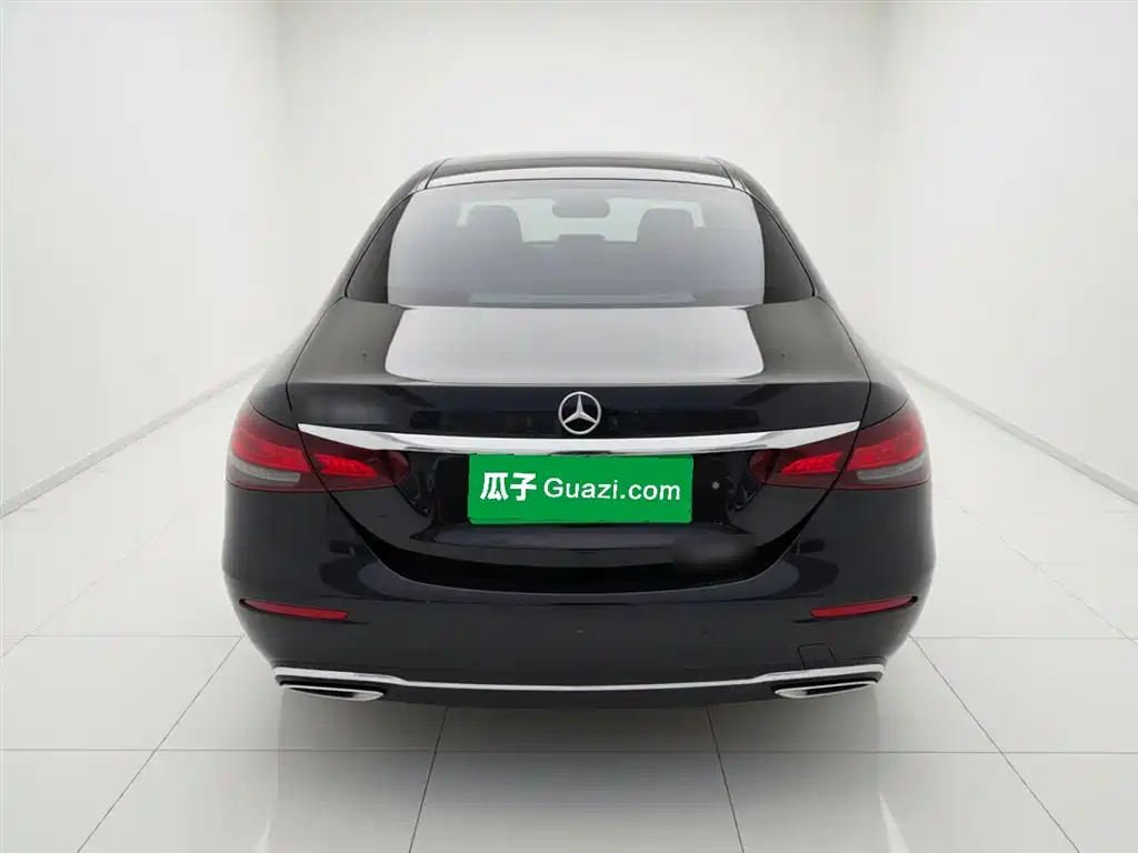 Mercedes-Benz E-Class 2023 — фото 4