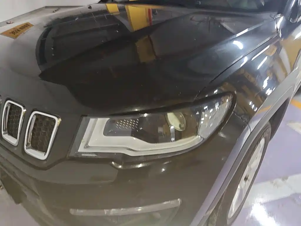 Jeep Compass 2019 — фото 24