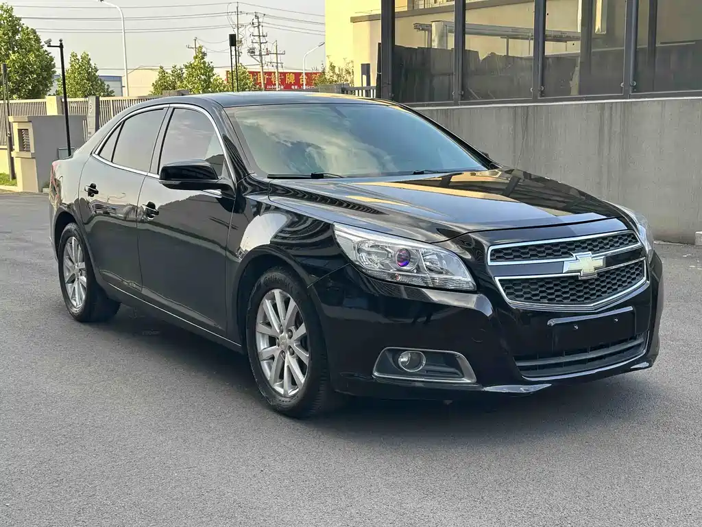 Chevrolet Malibu 2014 — фото 18