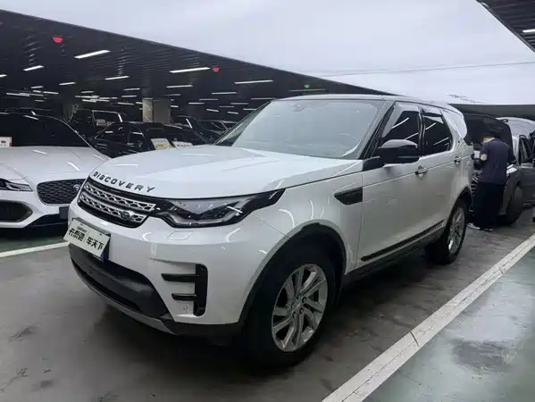 Land Rover Discovery 2018
