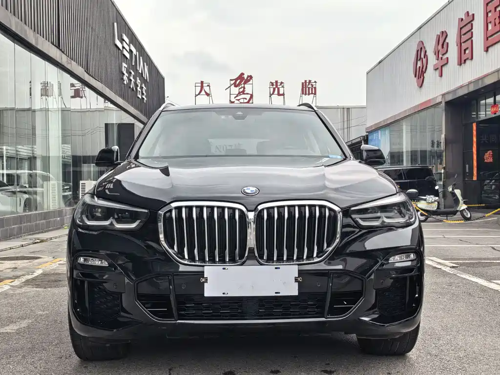 BMW X5 2021