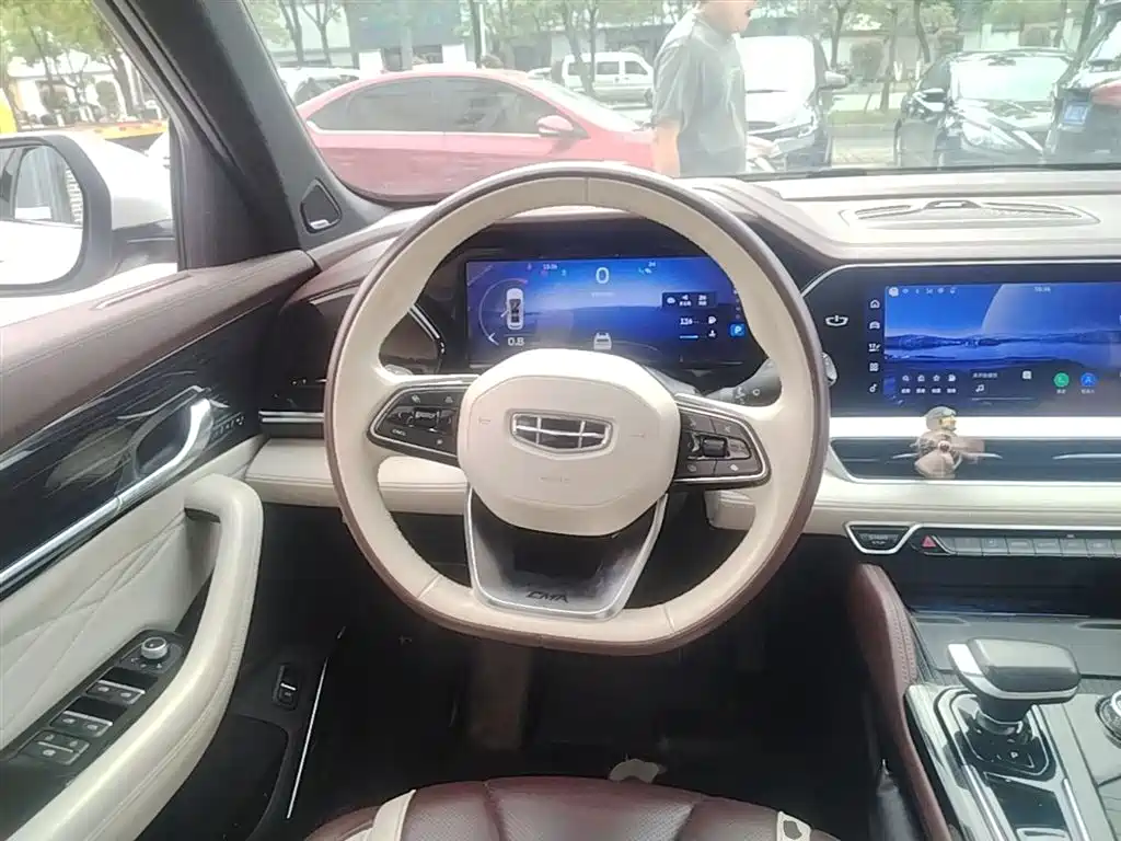 Geely Xingyue L 2023 — фото 11
