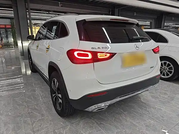Mercedes-Benz GLA 2022
