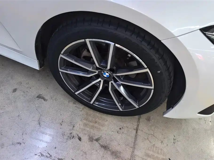 BMW 3 Series 2023