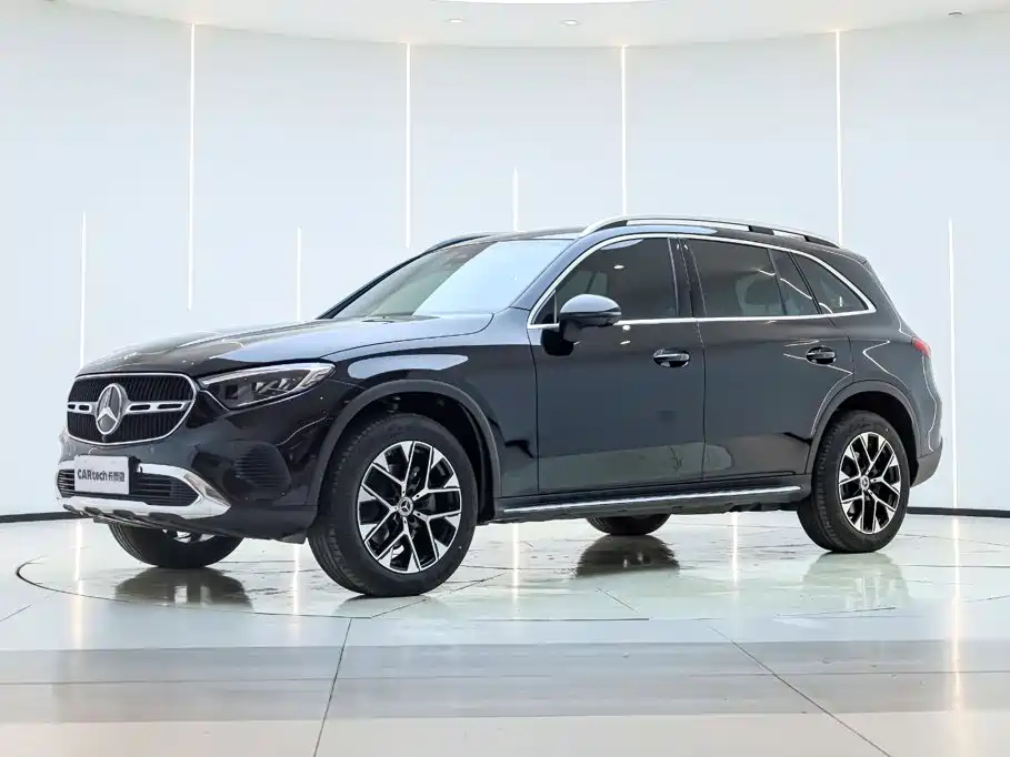 Mercedes-Benz GLC 2025