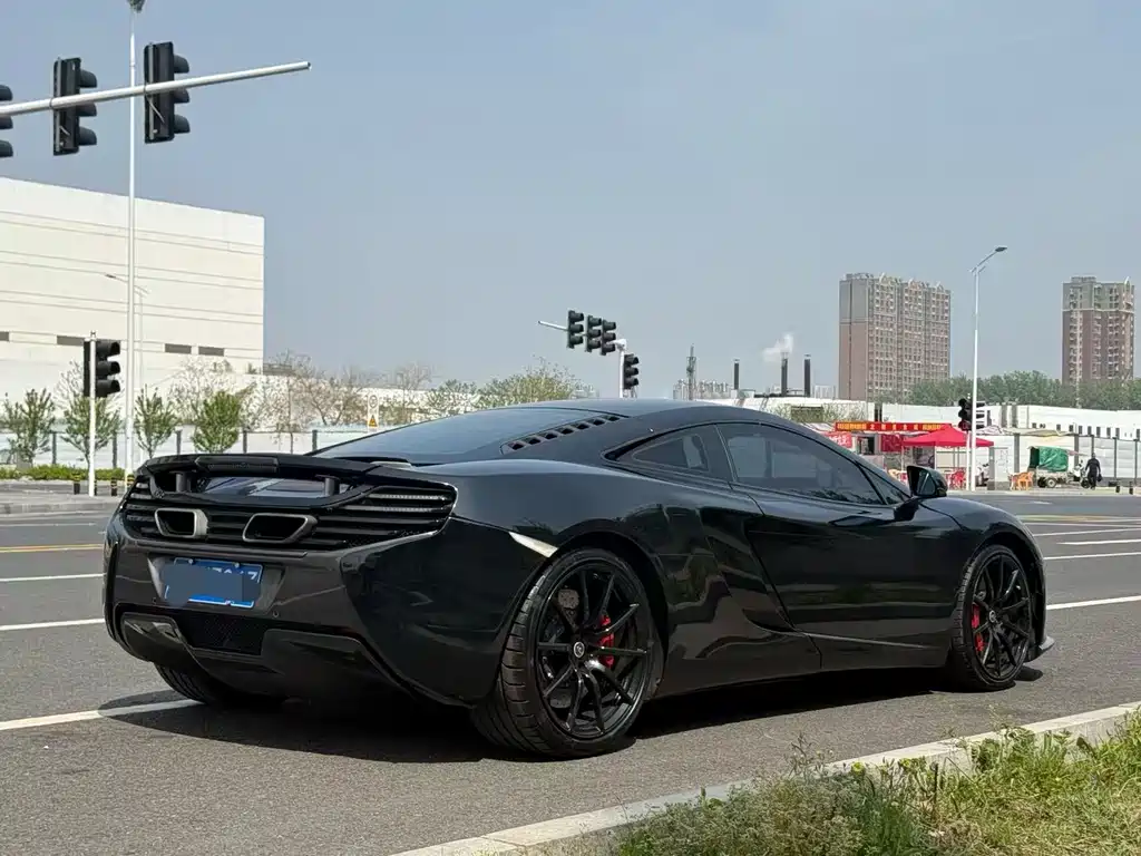 McLaren 12C 2015 — фото 6