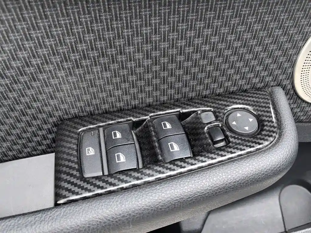 BMW 1 Series 2017 — фото 9