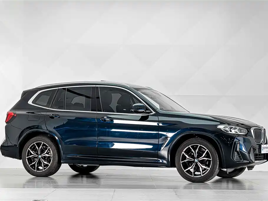 BMW X3 2022 — фото 8