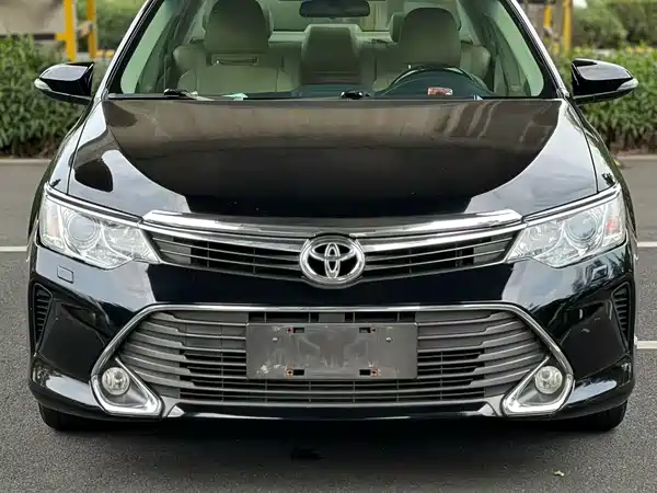 Toyota Camry 2015