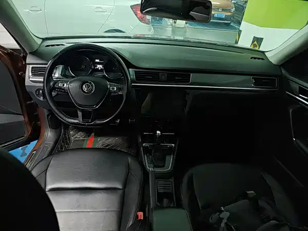 Volkswagen C-TREK Weiling 2017