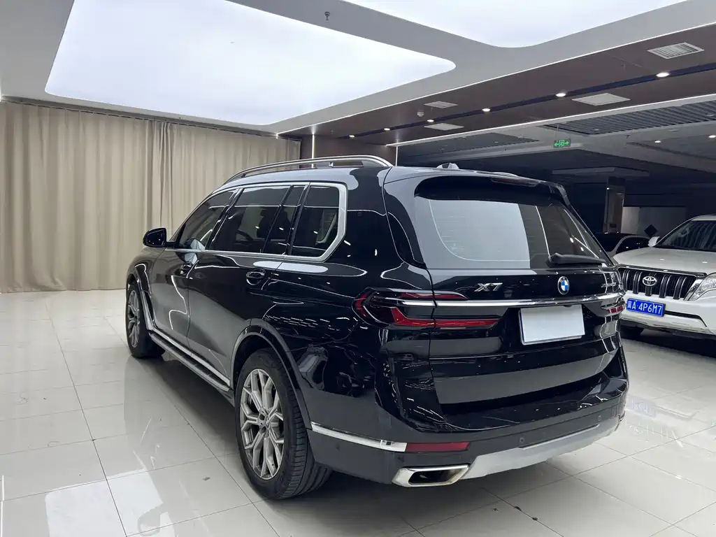 BMW X7 2023 — фото 10