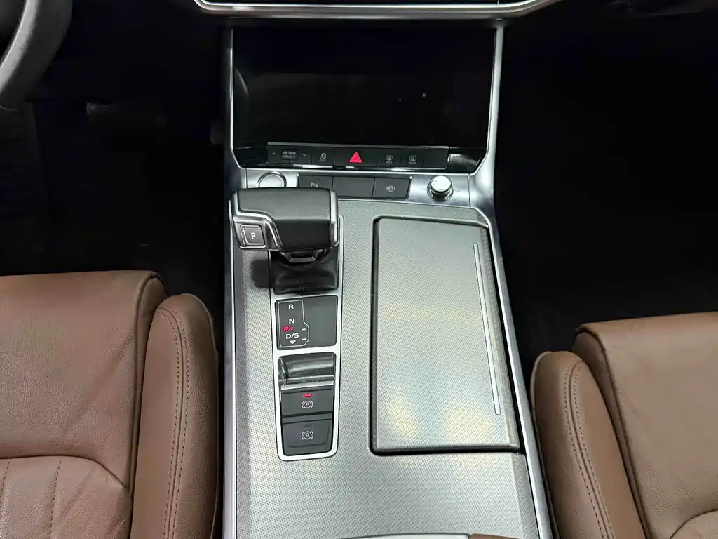 Audi A6L 2020 — фото 11