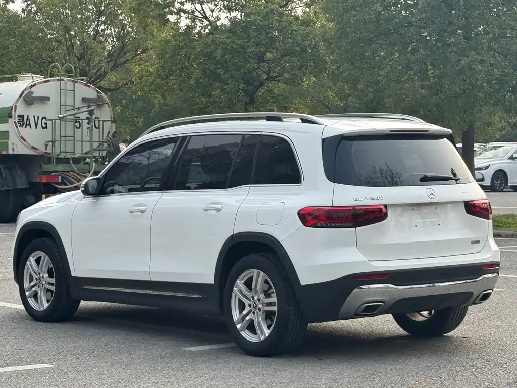 Mercedes-Benz GLB 2023 — фото 10