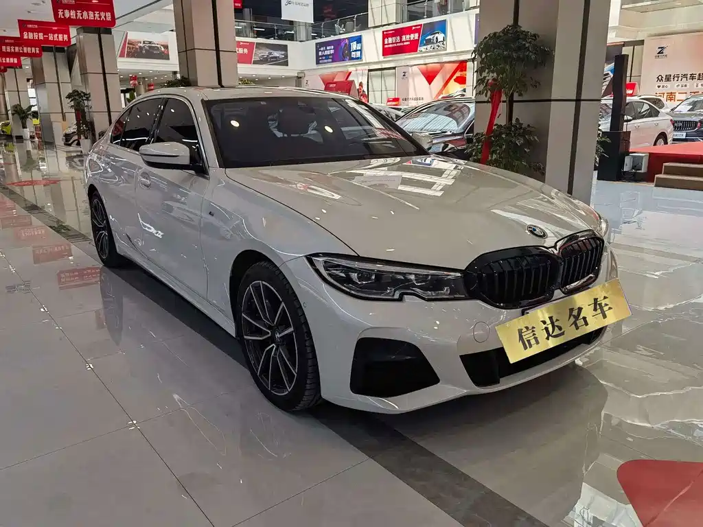 BMW 3 Series 2021