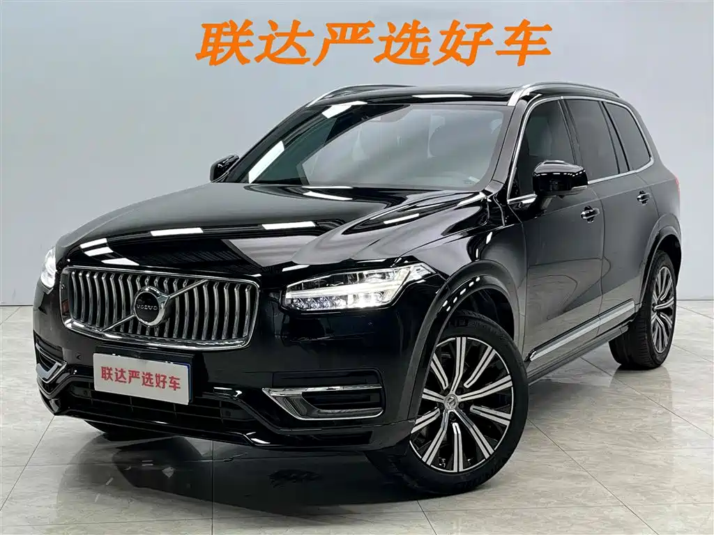 Volvo XC90 2023 — фото 1
