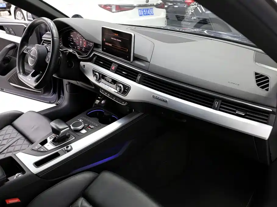 Audi S5 2019 — фото 18