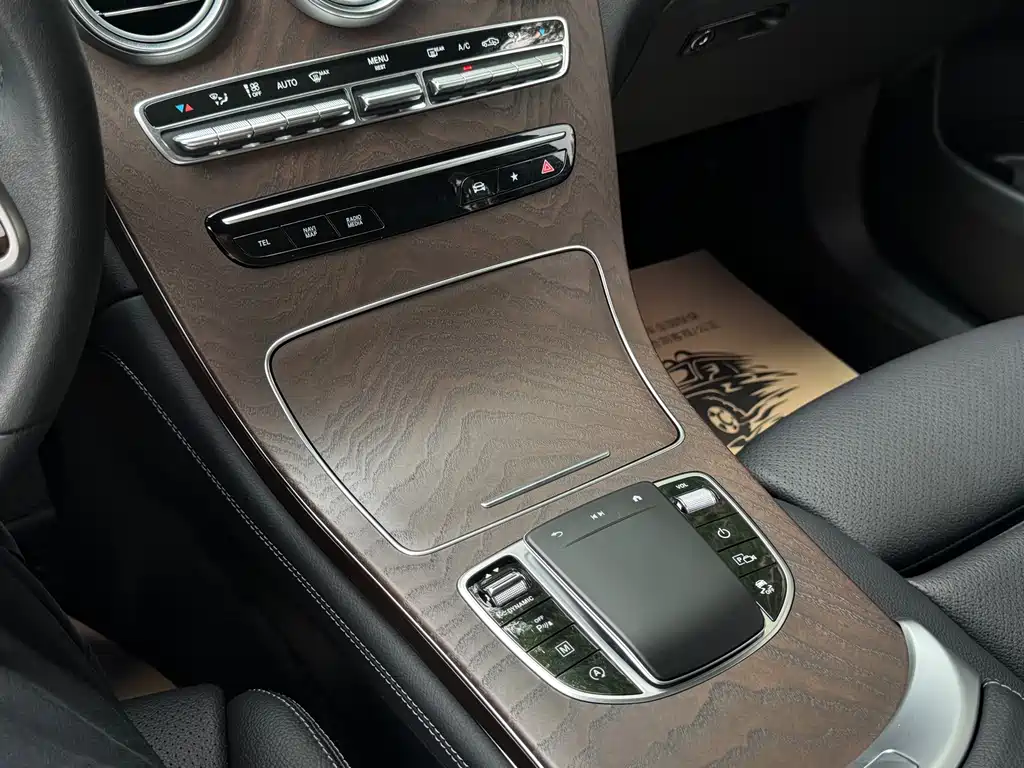 Mercedes-Benz GLC 2021 — фото 15